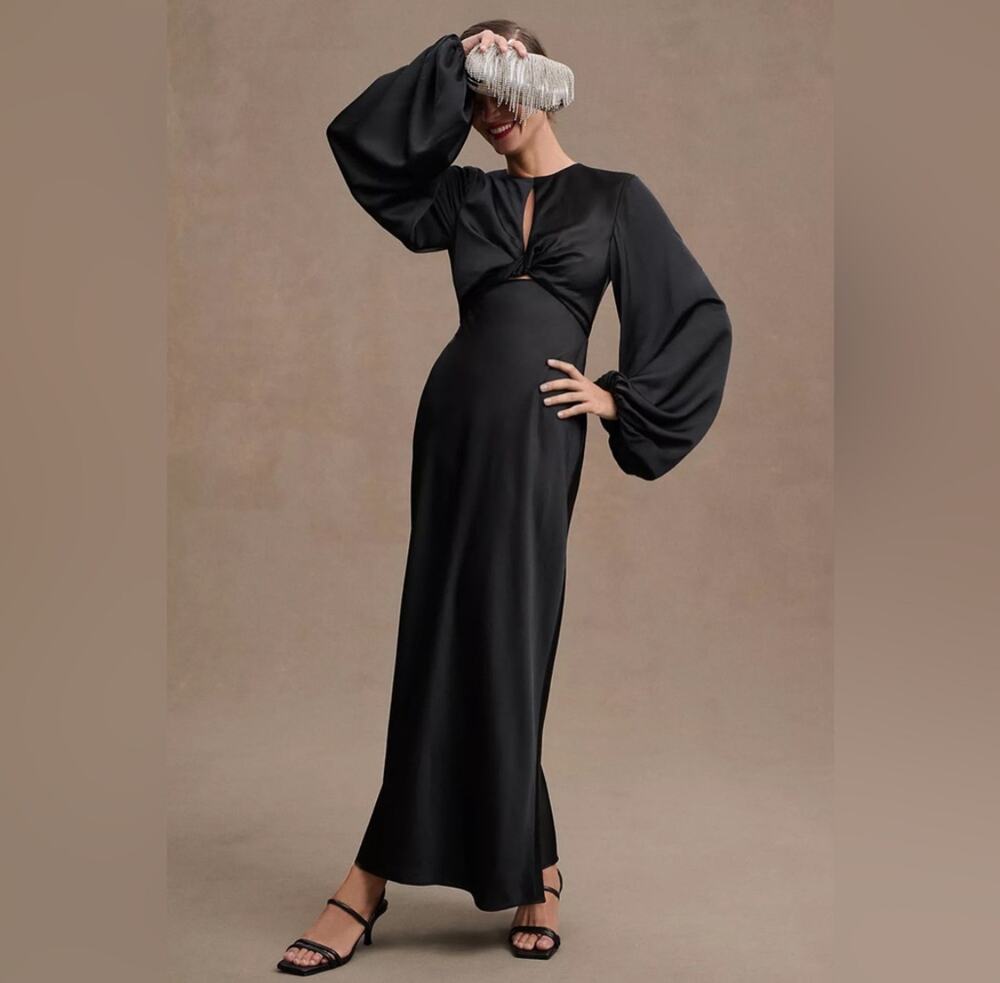 Significant Other Demi Backless Long Sleeve Column Gown in Size 6